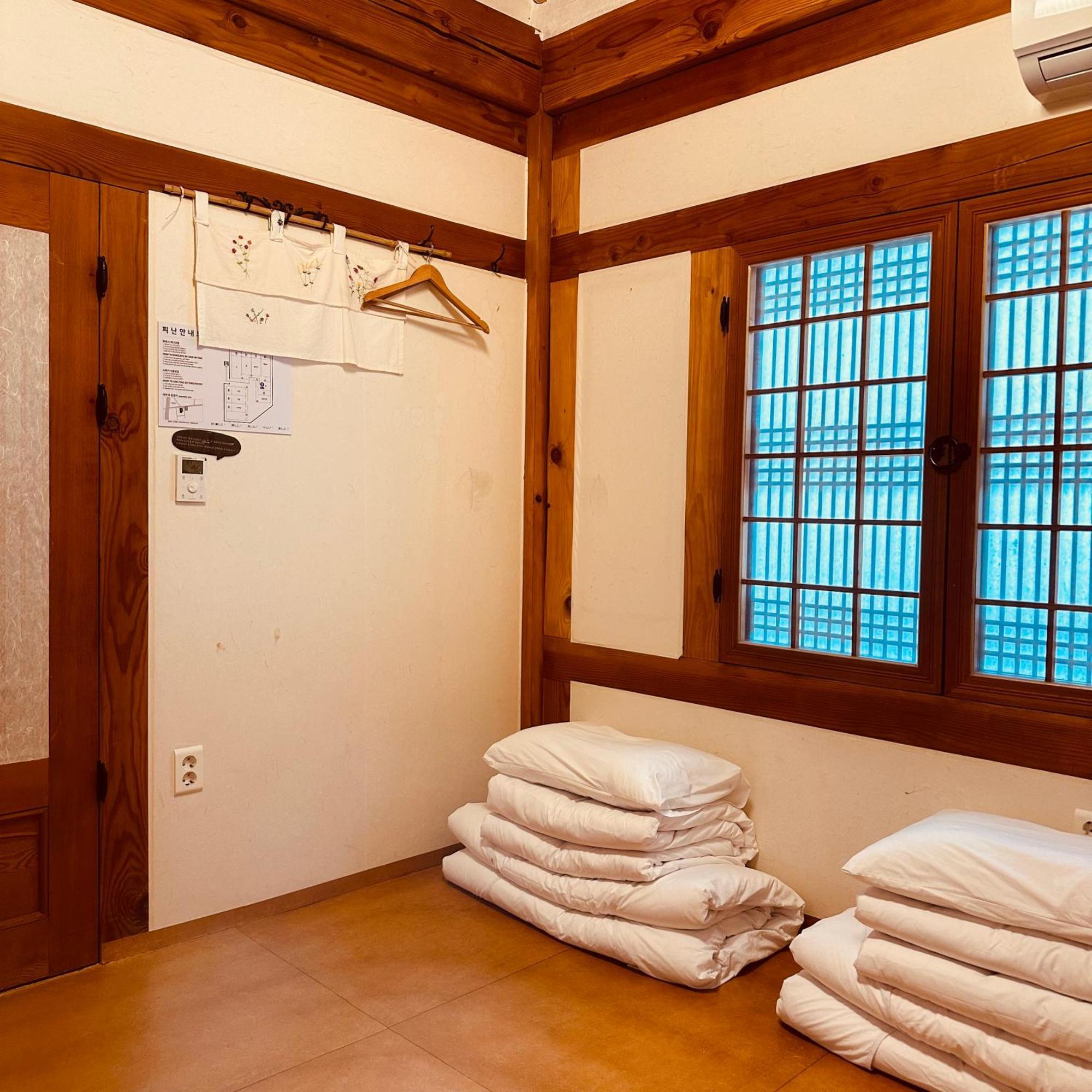 Jeonju Hanok Village Deoksugung Exteriér fotografie