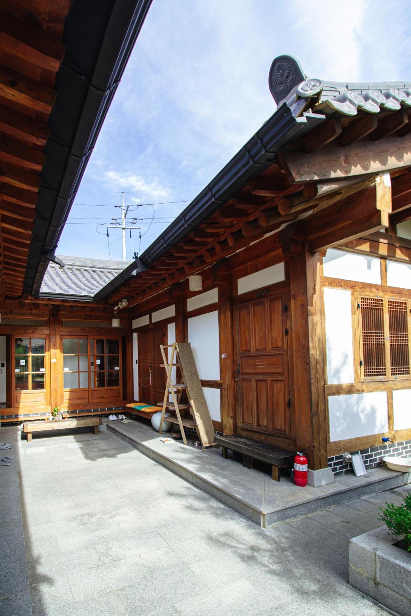 Jeonju Hanok Village Deoksugung Exteriér fotografie
