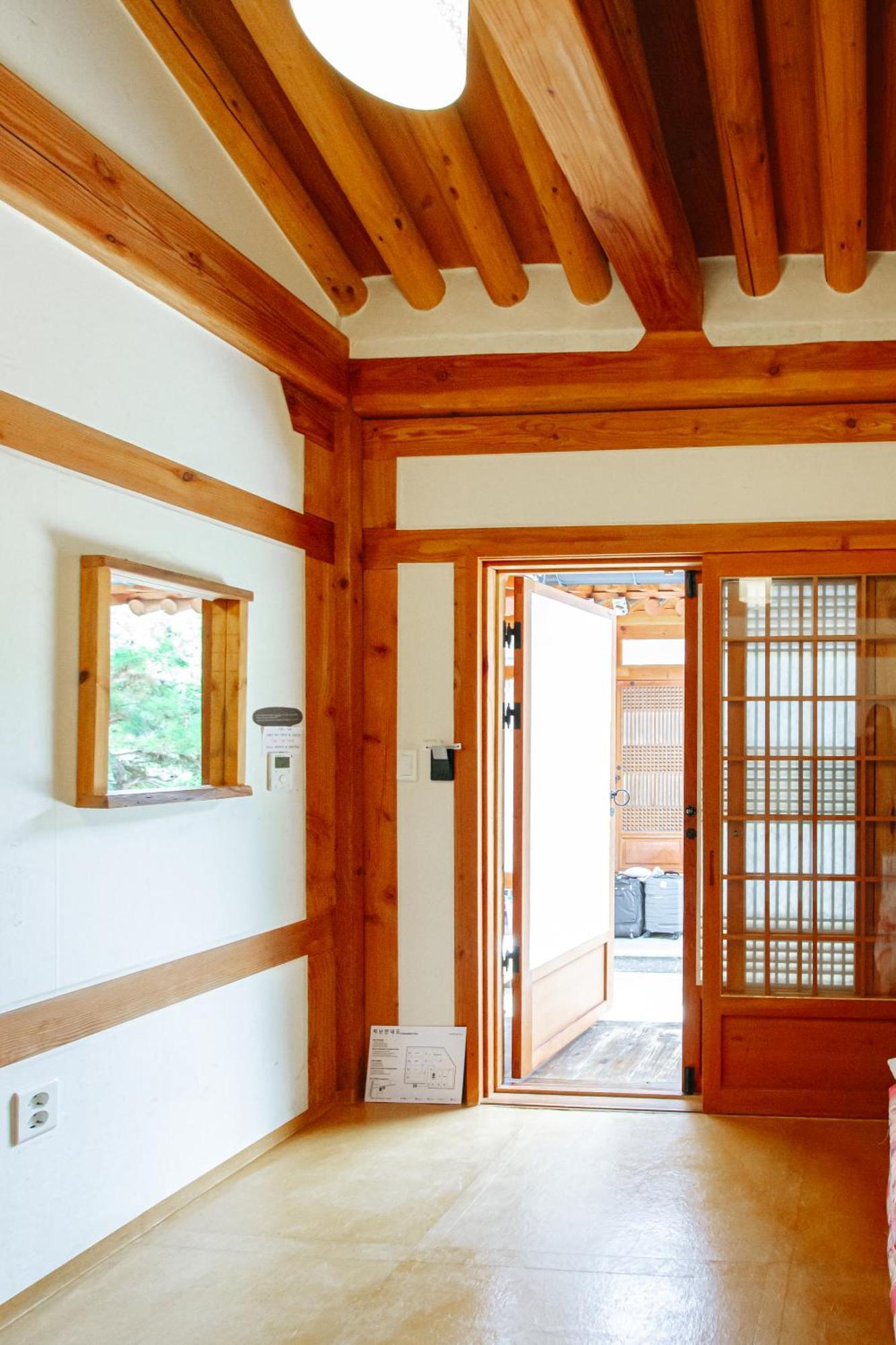Jeonju Hanok Village Deoksugung Exteriér fotografie